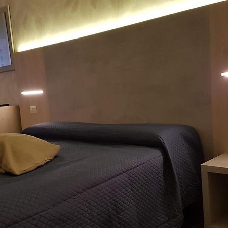 Domus Roma Hotel Kültér fotó