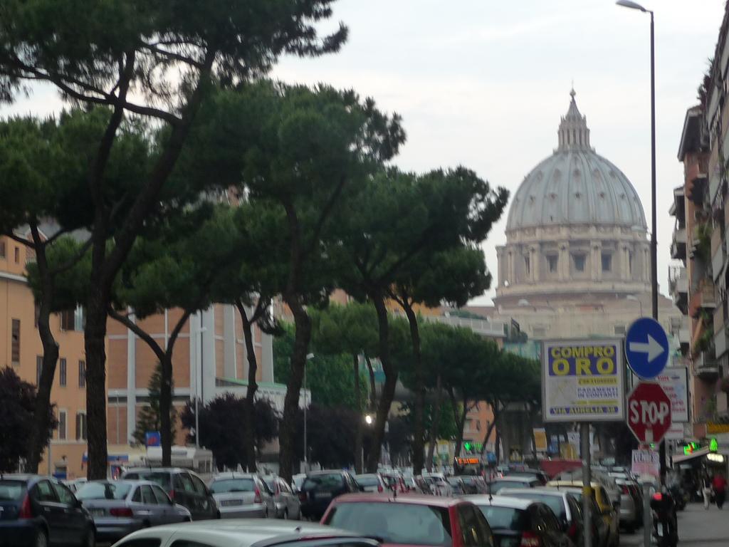 Domus Roma Hotel Kültér fotó